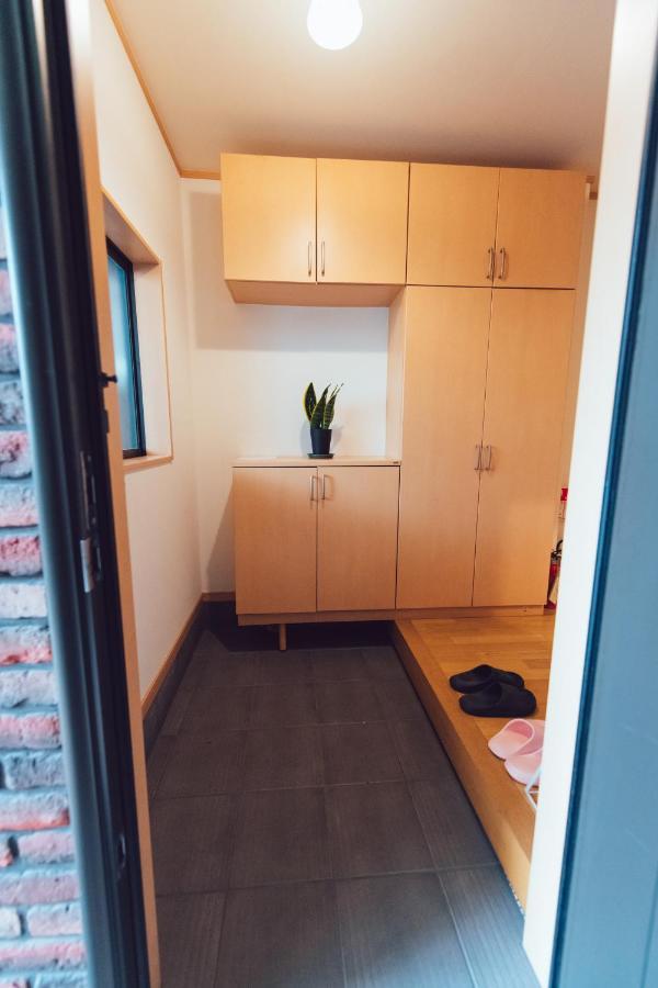 Villa 唐風家 大国町 近邻地铁 Osaka Esterno foto
