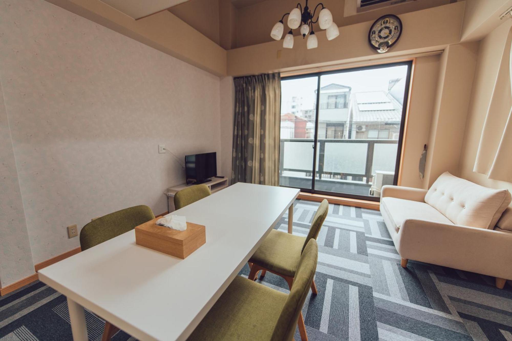 Villa 唐風家 大国町 近邻地铁 Osaka Esterno foto